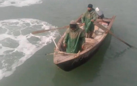 Xəzərdə k&ouml;məksiz qalan azərbaycanlılar xilas edildi 