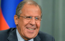 Lavrov buna görə Alyaskaya “СССР” yazılı köynəklə gedib 