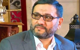 Hacı Şahinin vəfatından 2 il ötür  oğlu məzarı üstə  VİDEO