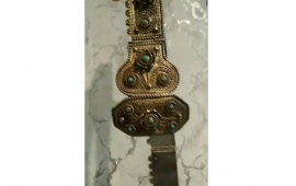 Bakıda 10 min manata kəmər satılır 