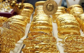 Qızıl s&uuml;rətlə bahalaşır  Rekord həddə &ccedil;atdı