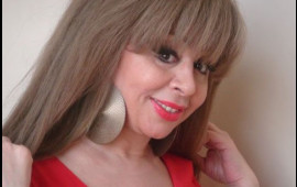 “"Narkozsuz" üz gərmə əməliyyatı etdirdim, gözüm açıq idi”