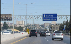Hər gün Sumqayıtdan Bakıya gələnlərin DİQQƏTİNƏ  AYNA AÇIQLADI