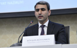 Rövşən Rüstəmov rəisi vəzifəsindən