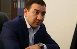 Elbrus Ərud Real FMin qonağı olub – “Kim daha xoşbəxtdir: qadınlar, yoxsa kişilər?” 