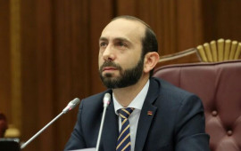 Mirzoyan gəlirlərini açıqladı