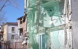 Daha bir tikinti şirkəti sakinlər evdə olarkən mənzilləri SÖKÜR? 
