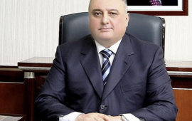 TƏBİB sədri Eldar Mahmudovun qohumuna vəzifə verdi
