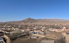 Erməni atəşi altındakı kənd: Heç bir təxribat onları çəkindirmir 