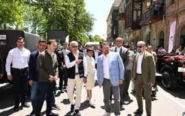 AAF “Sürətin evolyusiyası”nda klassik avtomobilləri təqdim edib  FOTO