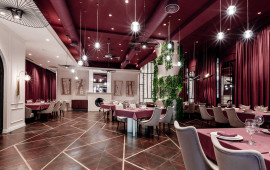 3 dost Bakının məşhur restoranında yeyibiçib qaçdılar