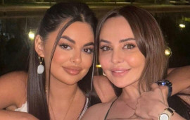 Tanınmış aparıcının bloger qızı qəzaya d&uuml;şd&uuml; 