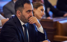 Bəxtiyar Hacıyevlə bağlı QƏRAR