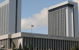 Milli Məclisin növbəti iclası başladı