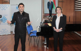Gəncədə fortepiano və vokal ixtisasları üzrə ustad dərsləri təşkil olunub  FOTO