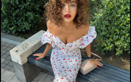 “Səhralıqda çox qızların başına oyun açıblar”  Model Səmra