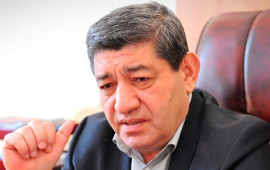 “Gərək “voopşe”, “tak çto”, “znaçit” sözlərini də lüğətə salaq”