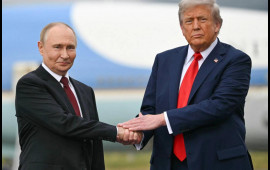 Zelenski ilə g&ouml;r&uuml;şdən qabaq Putinə zəng etdi