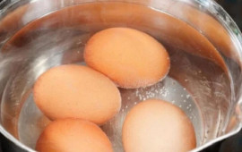 Yumurtanı qaynadıb suyunu tökməyin – Bilmədiyiniz faydaları