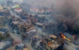 İzmirdə güclü meşə yanğınları: 42 mindən çox insan təxliyə edildi
