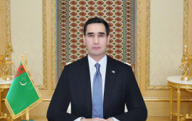 Sərdar Berdiməhəmmədov İlham Əliyevi təbrik edib