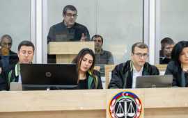 Ermənistan silahlı qüvvələrinin Qaradağlıda azərbaycanlıları vəhşicəsinə qətlə yetirməsi ilə bağlı sənədlər məhkəmədə tədqiq olunub 