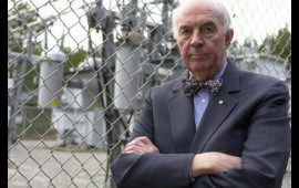 Donald MakDonald vəfat etdi  FOTO